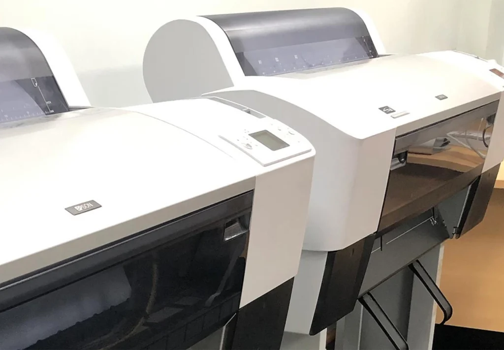 Pre-press proofing printers.